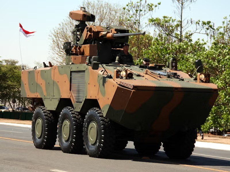 VBTP-MR Guarani Brazilian 6x6 Amphibious Armored Personnel Carrier (APC) (A)